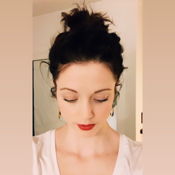 Meet your Posher, Stephani - Picture 1 of 1